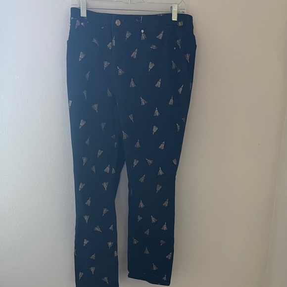 Chico’s the SO Slimming Girlfriend ankle jeans gold tassels Sz 1.5 US Sz 10 - Picture 1 of 8